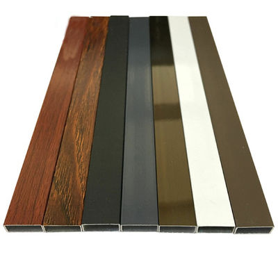 Molteplici specifiche e colori Stile di design moderno Finestra di bar decorativa georgiana